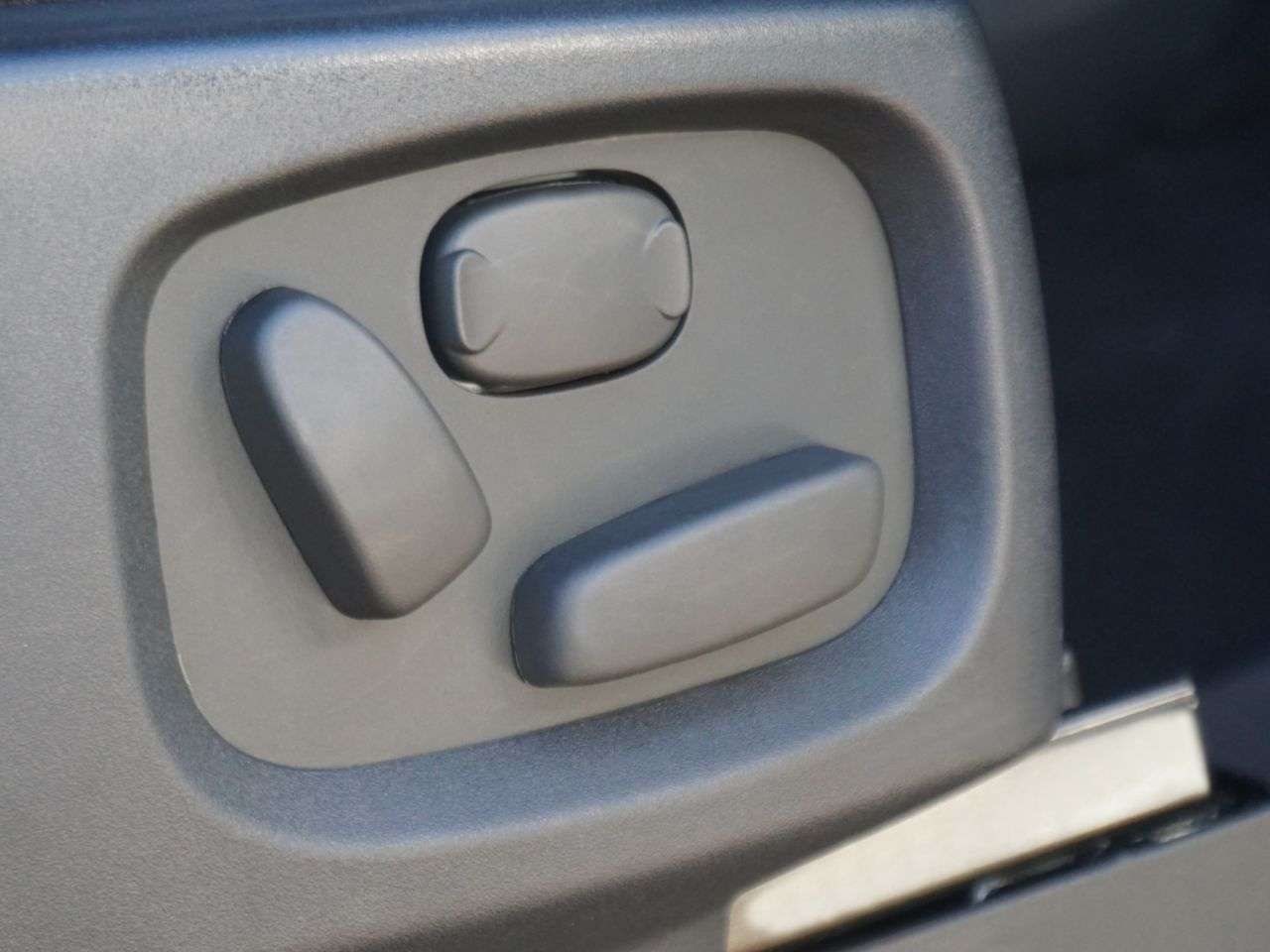 2011 LAND ROVER DISCOVERY 4 2011 LAND ROVER DISCOVERY 4