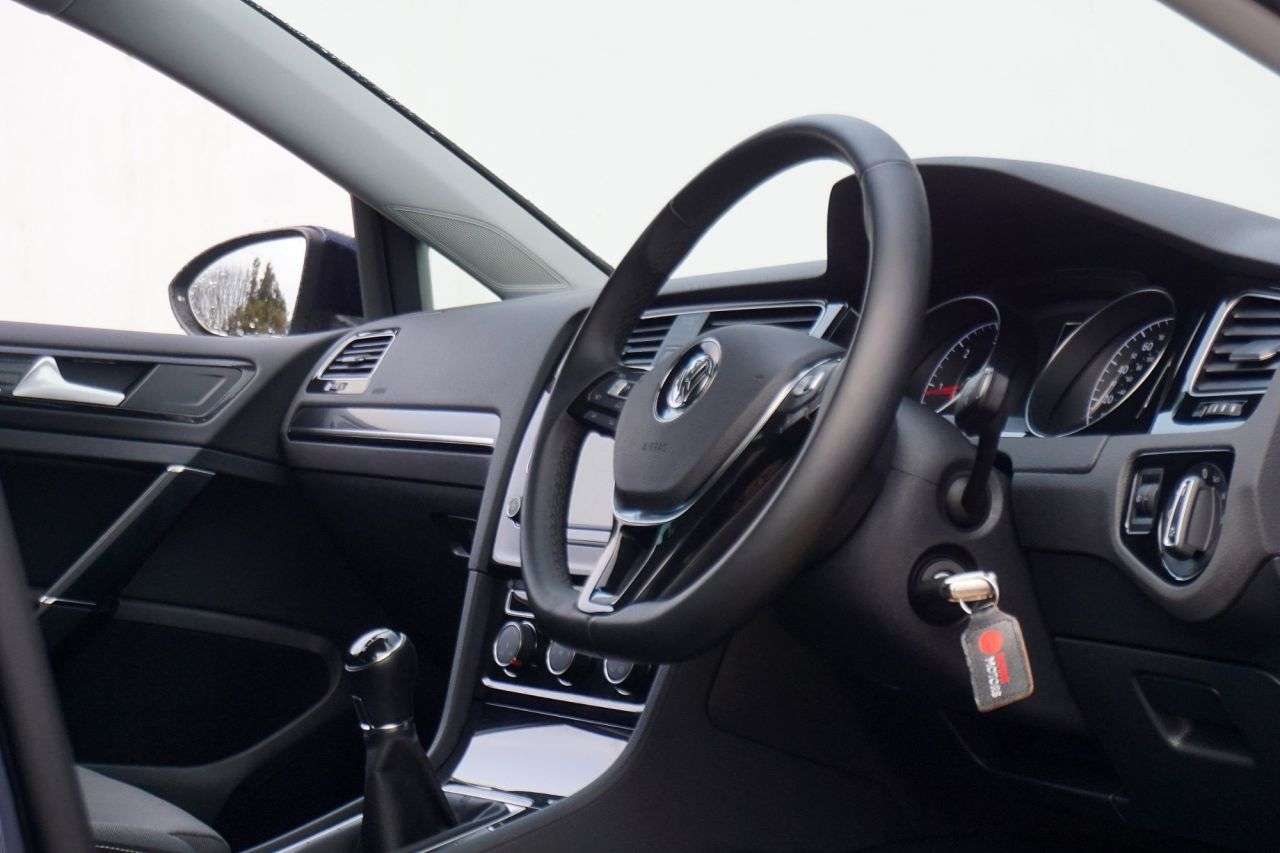 2015 VOLKSWAGEN GOLF 2015 VOLKSWAGEN GOLF