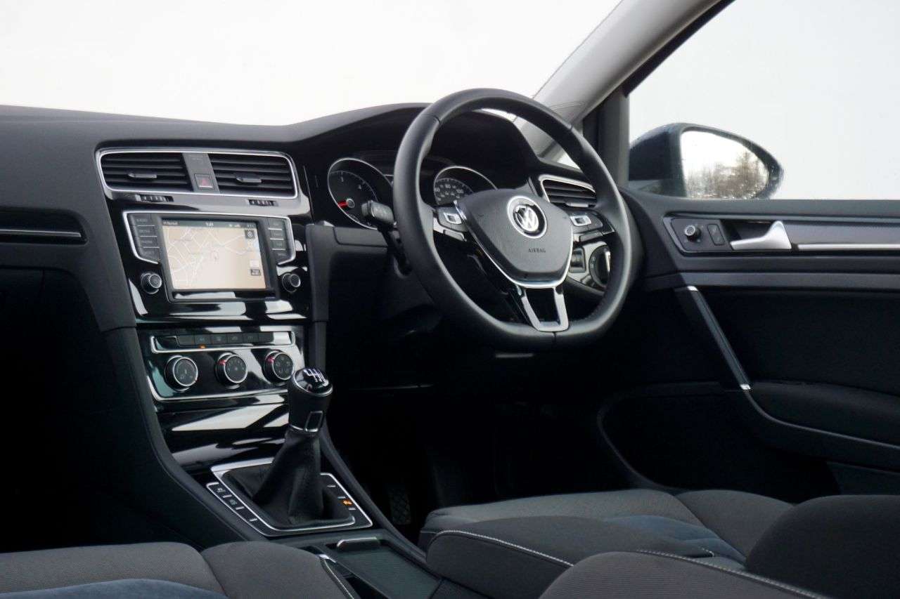 2015 VOLKSWAGEN GOLF 2015 VOLKSWAGEN GOLF