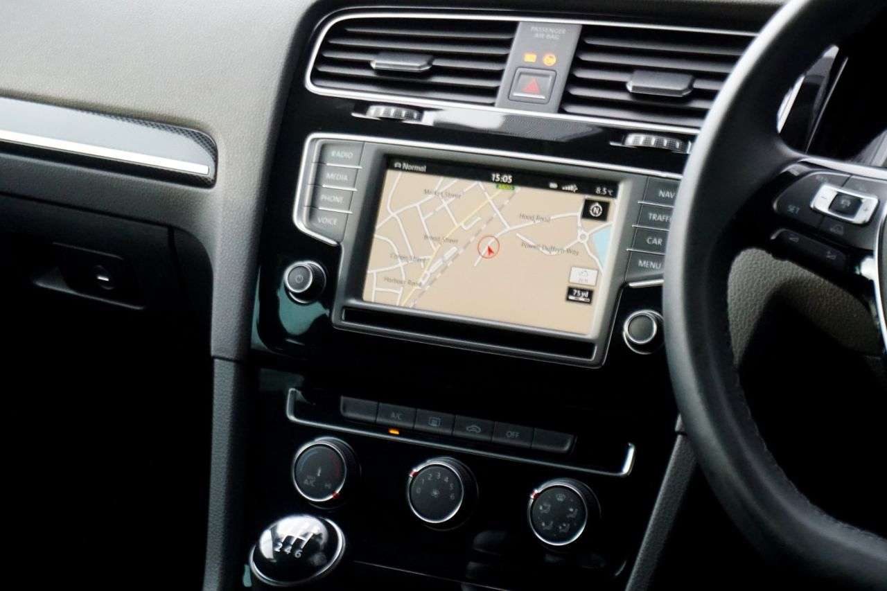 2015 VOLKSWAGEN GOLF 2015 VOLKSWAGEN GOLF