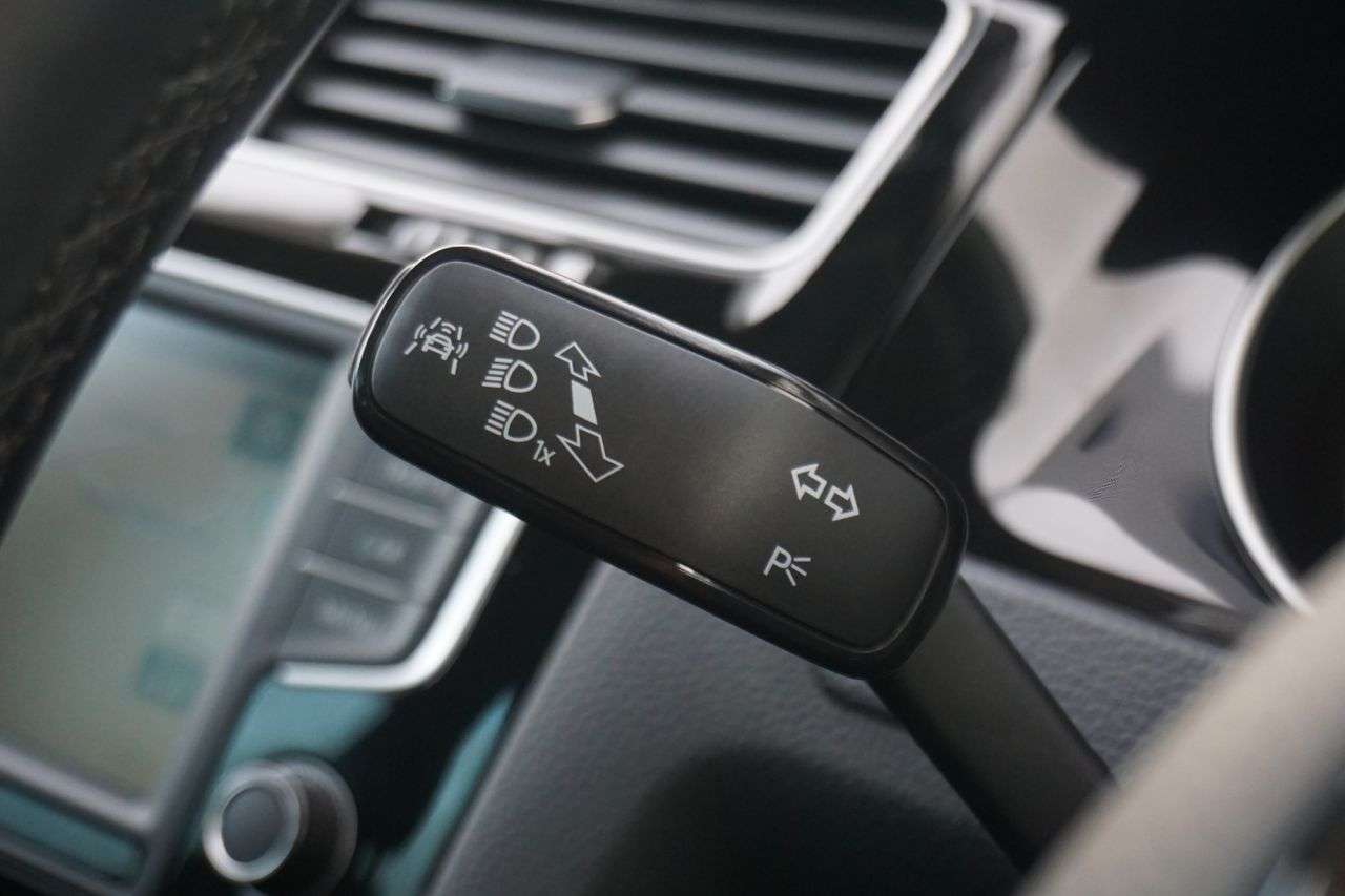 2015 VOLKSWAGEN GOLF 2015 VOLKSWAGEN GOLF