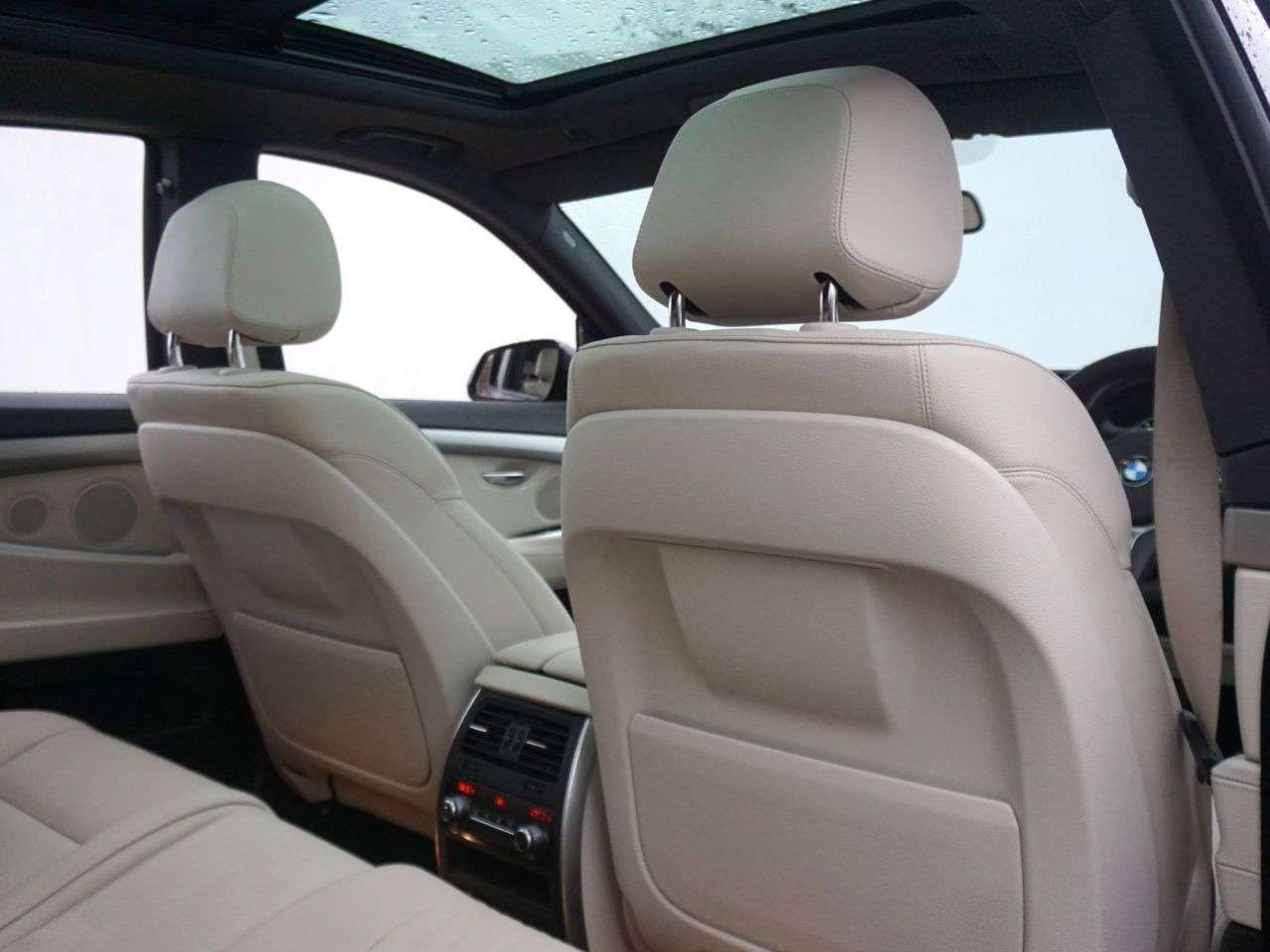 2016 BMW 5 SERIES GRAN TURISMO 2016 BMW 5 SERIES GRAN TURISMO