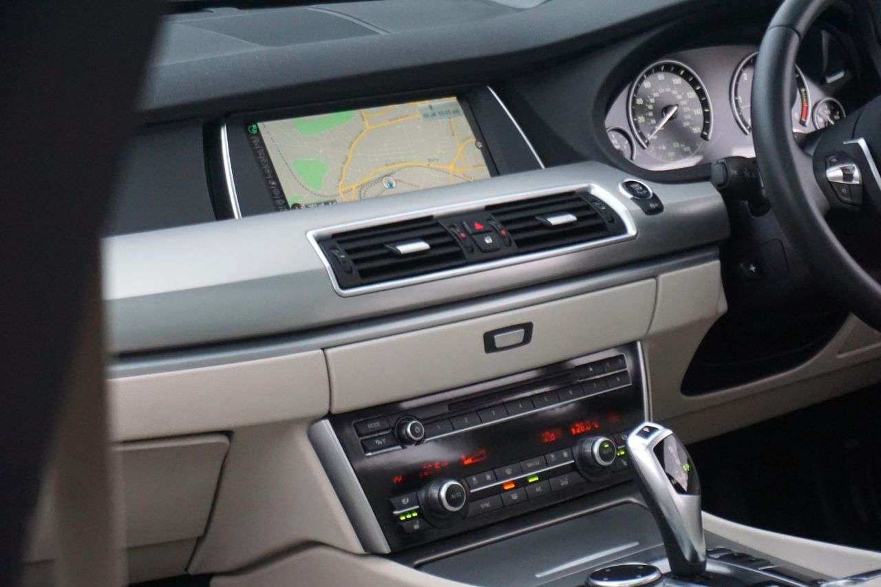 2016 BMW 5 SERIES GRAN TURISMO 2016 BMW 5 SERIES GRAN TURISMO