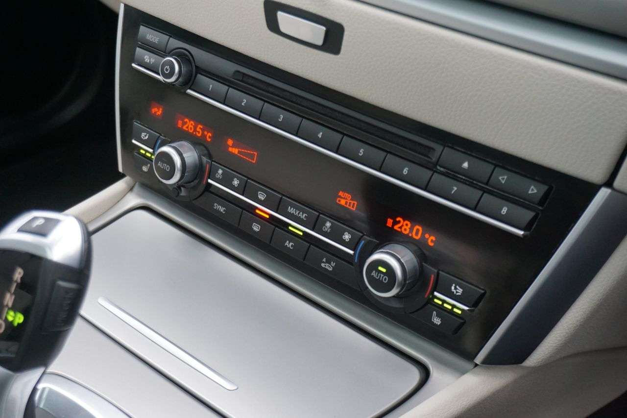 2016 BMW 5 SERIES GRAN TURISMO 2016 BMW 5 SERIES GRAN TURISMO