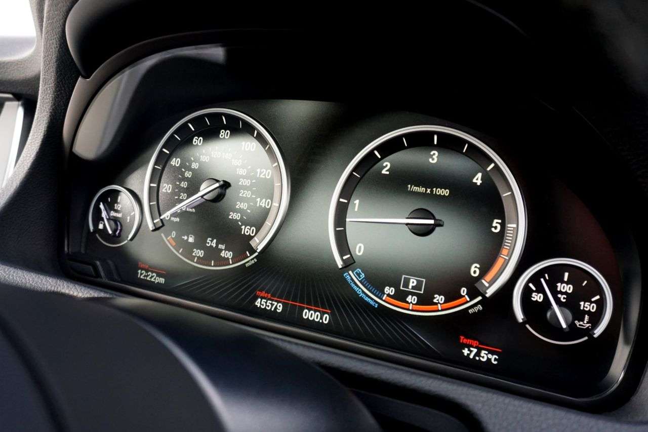 2016 BMW 5 SERIES GRAN TURISMO 2016 BMW 5 SERIES GRAN TURISMO