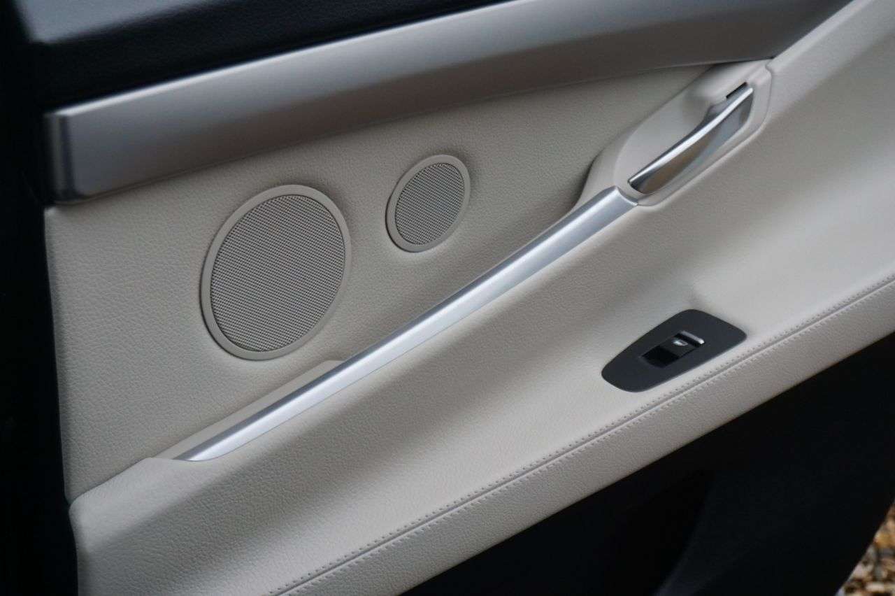 2016 BMW 5 SERIES GRAN TURISMO 2016 BMW 5 SERIES GRAN TURISMO