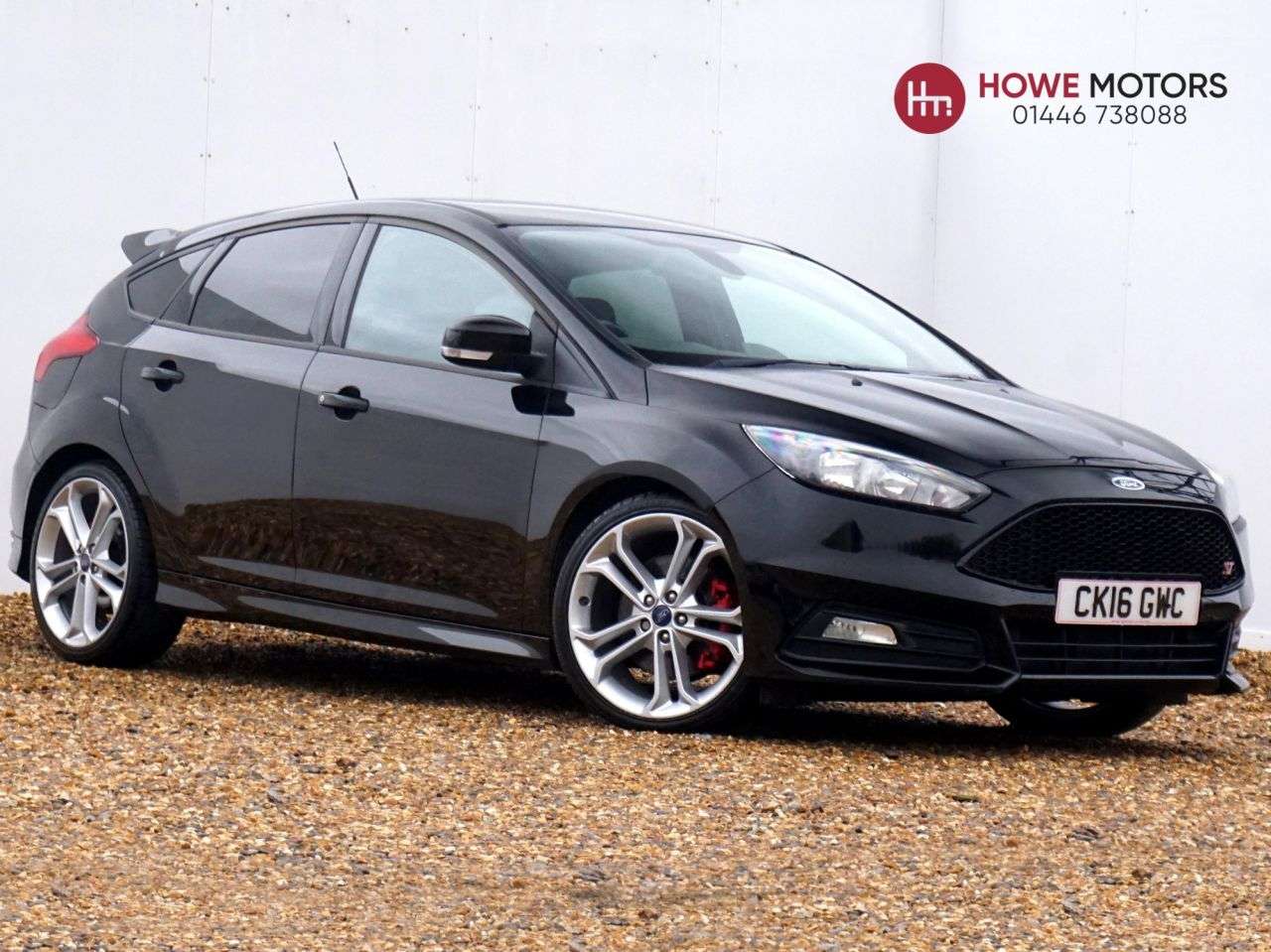 A 2014 FORD FOCUS 2.0 TDCi ST-2 Hatchback Diesel Manual Euro 6 (s/s) 5dr - Just 55,504 Miles A 2014 FORD FOCUS 2.0 TDCi ST-2 Hatchback Diesel Manual Euro 6 (s/s) 5dr - Just 55,504 Miles