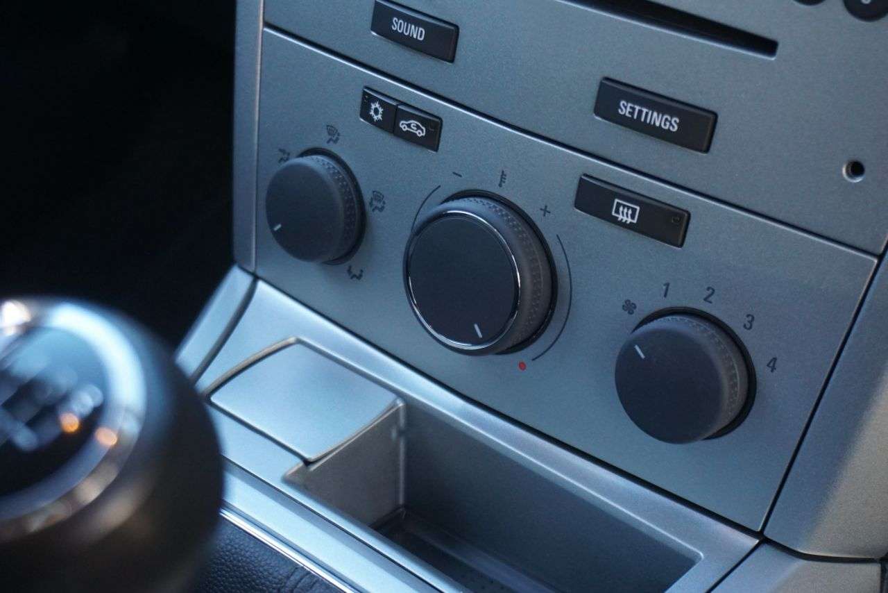 2009 VAUXHALL ASTRA 2009 VAUXHALL ASTRA