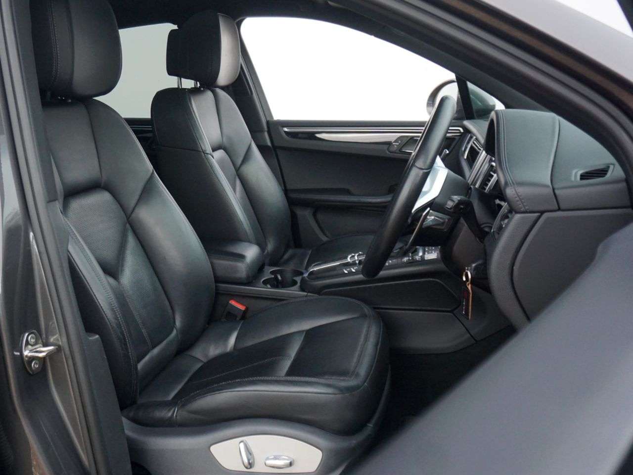 2014 PORSCHE MACAN 2014 PORSCHE MACAN