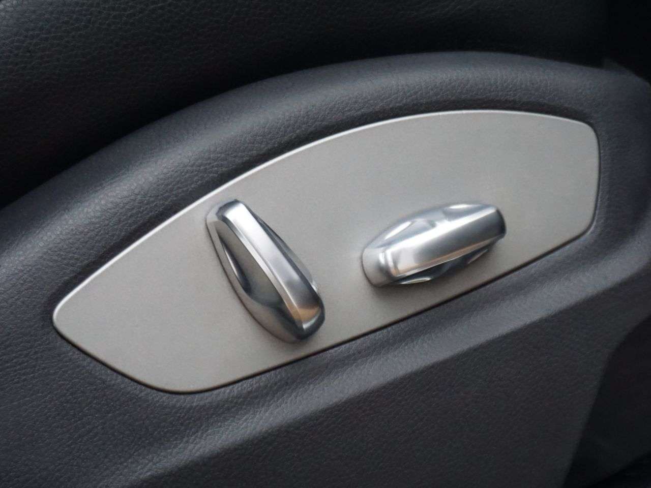 2014 PORSCHE MACAN 2014 PORSCHE MACAN