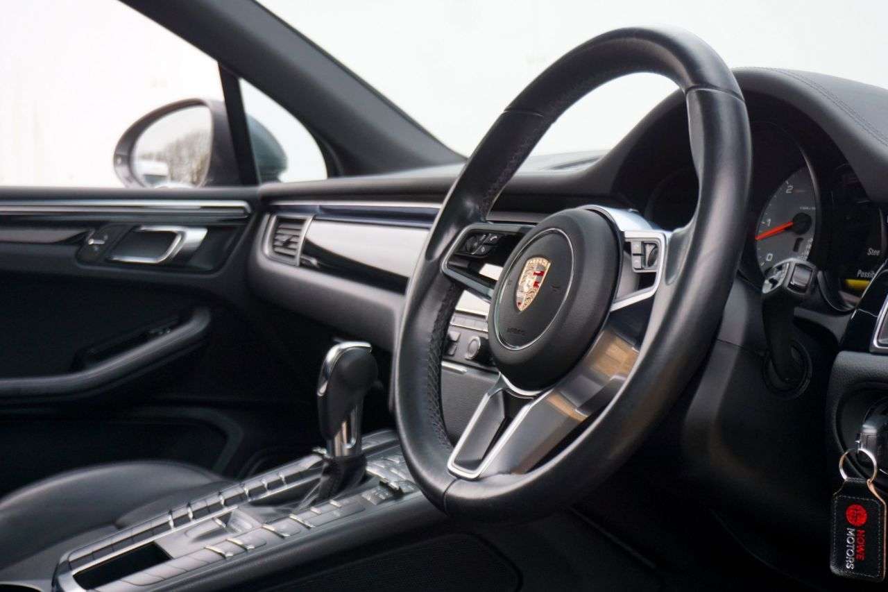 2014 PORSCHE MACAN 2014 PORSCHE MACAN
