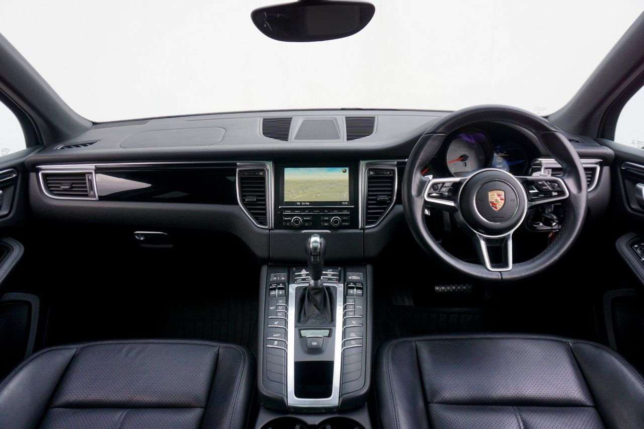 2014 PORSCHE MACAN 2014 PORSCHE MACAN