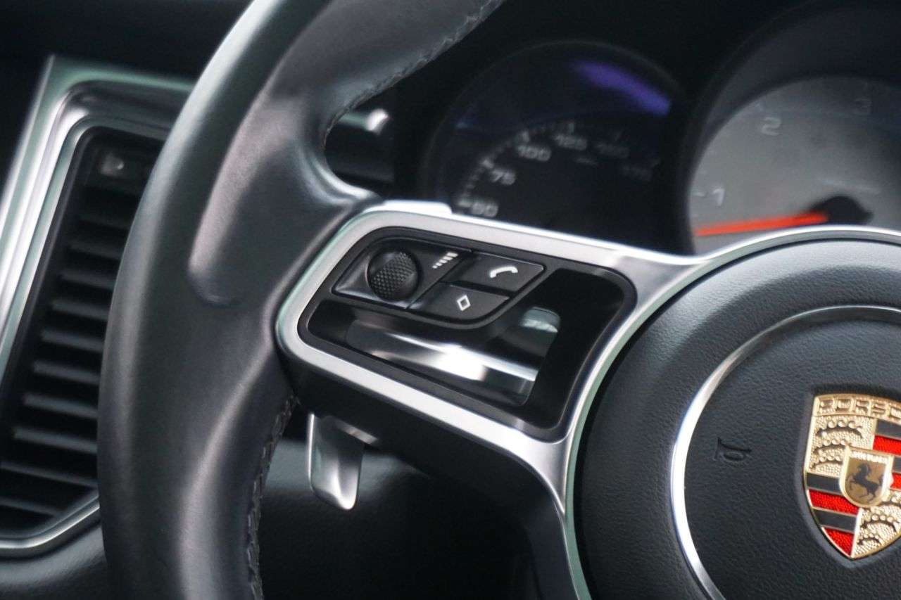 2014 PORSCHE MACAN 2014 PORSCHE MACAN