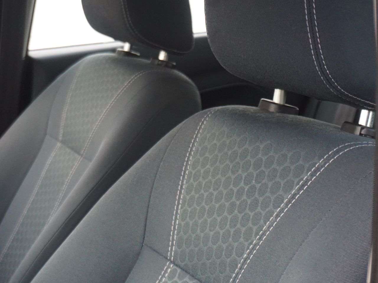 2011 FORD FIESTA 2011 FORD FIESTA