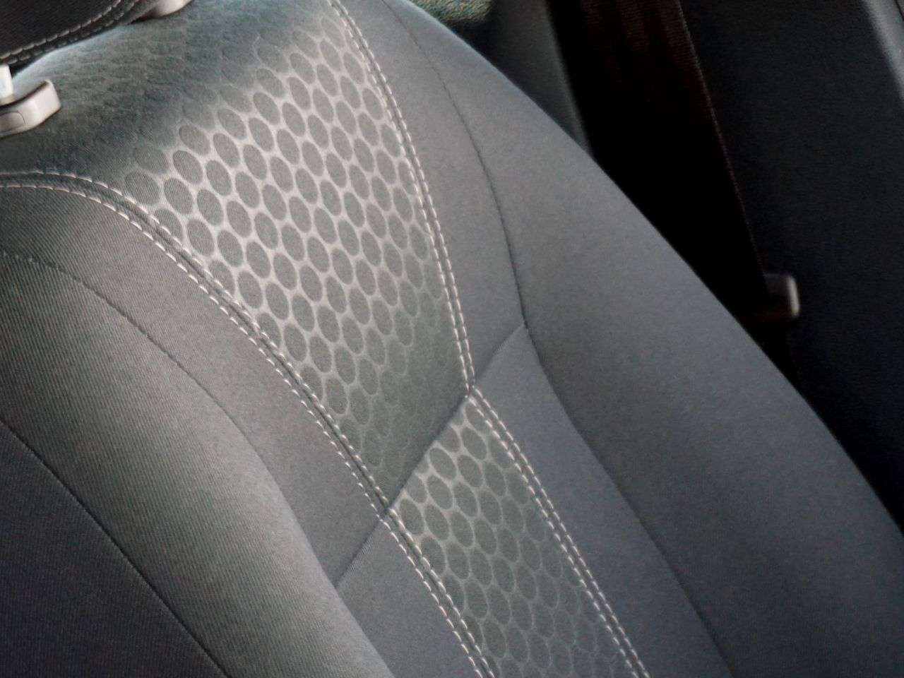 2011 FORD FIESTA 2011 FORD FIESTA