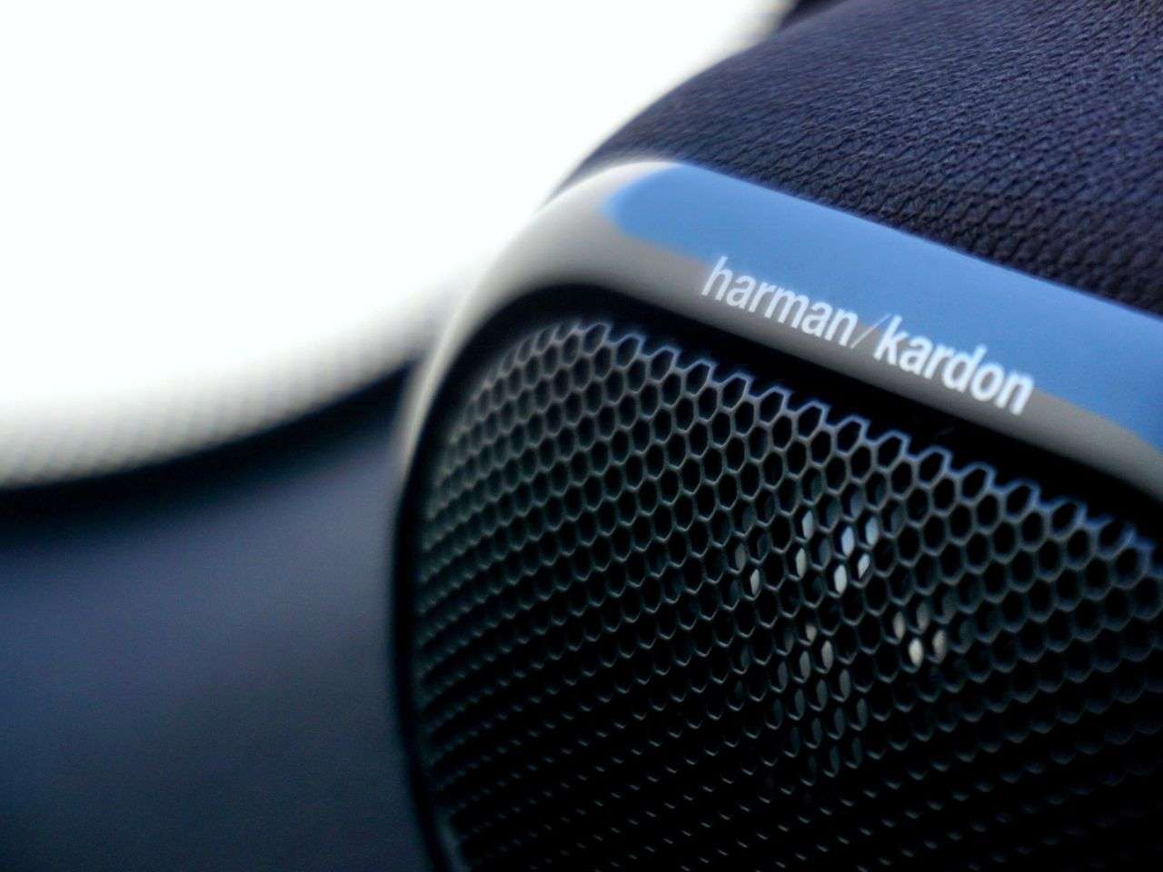 A 2022 MINI ELECTRIC HATCH Cooper SE 32.6kWh Level 3 Hatchback Electric Auto 3dr - Just 24,857 Miles / A 2022 MINI ELECTRIC HATCH Cooper SE 32.6kWh Level 3 Hatchback Electric Auto 3dr - Just 24,857 Miles /