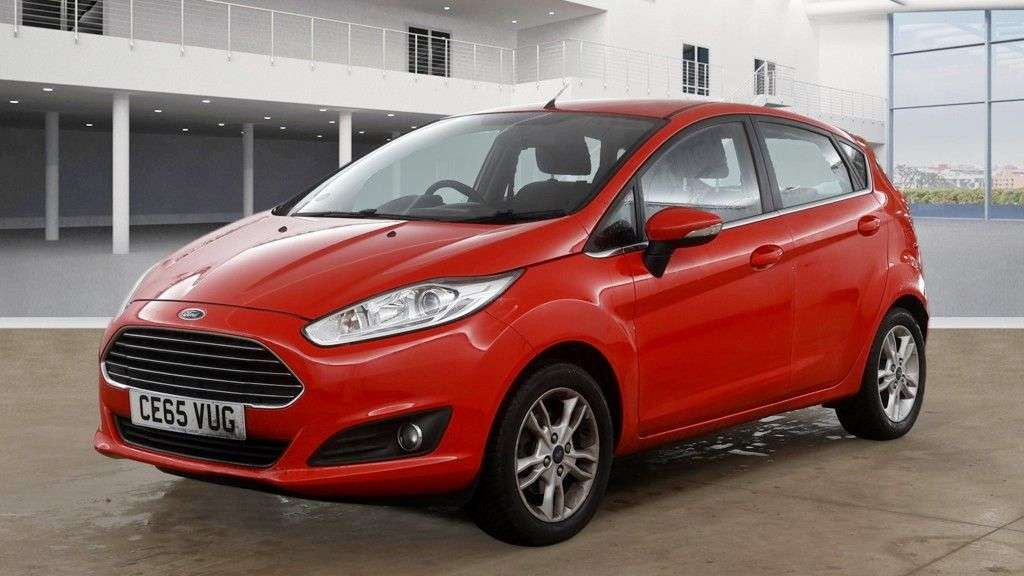 A 2015 FORD FIESTA 1.25 Zetec Hatchback 5dr Petrol Manual Euro 6 (82 ps) A 2015 FORD FIESTA 1.25 Zetec Hatchback 5dr Petrol Manual Euro 6 (82 ps)