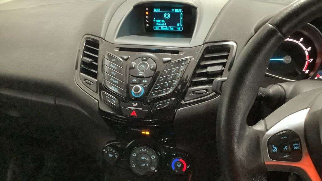 2015 FORD FIESTA 2015 FORD FIESTA