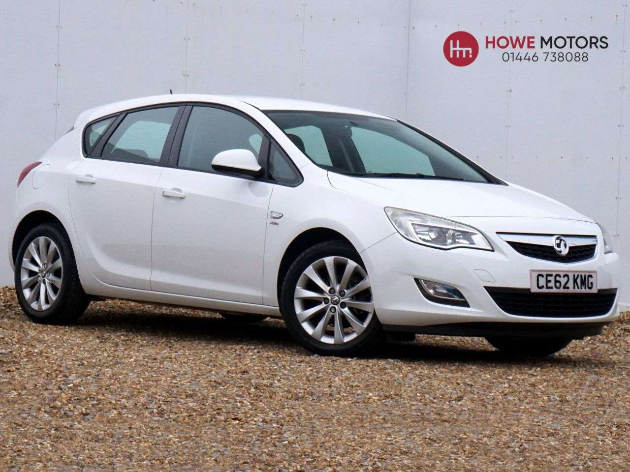 A 2012 VAUXHALL ASTRA 1.4 16v Active Hatchback Petrol Manual 5dr - Just 59,000 Miles / 1 Owner fr A 2012 VAUXHALL ASTRA 1.4 16v Active Hatchback Petrol Manual 5dr - Just 59,000 Miles / 1 Owner fr