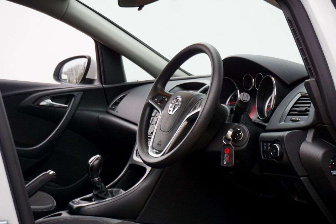 2012 VAUXHALL ASTRA 2012 VAUXHALL ASTRA