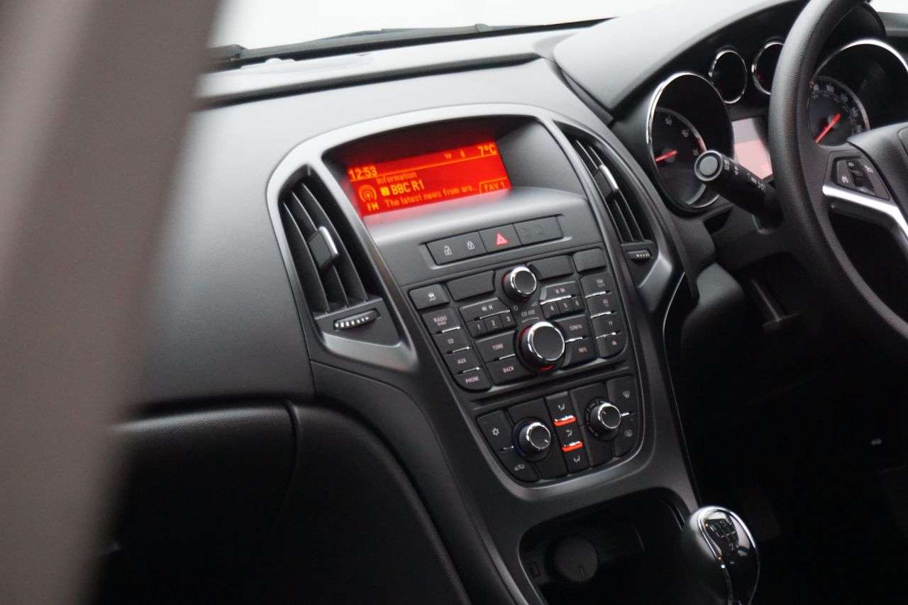 2012 VAUXHALL ASTRA 2012 VAUXHALL ASTRA