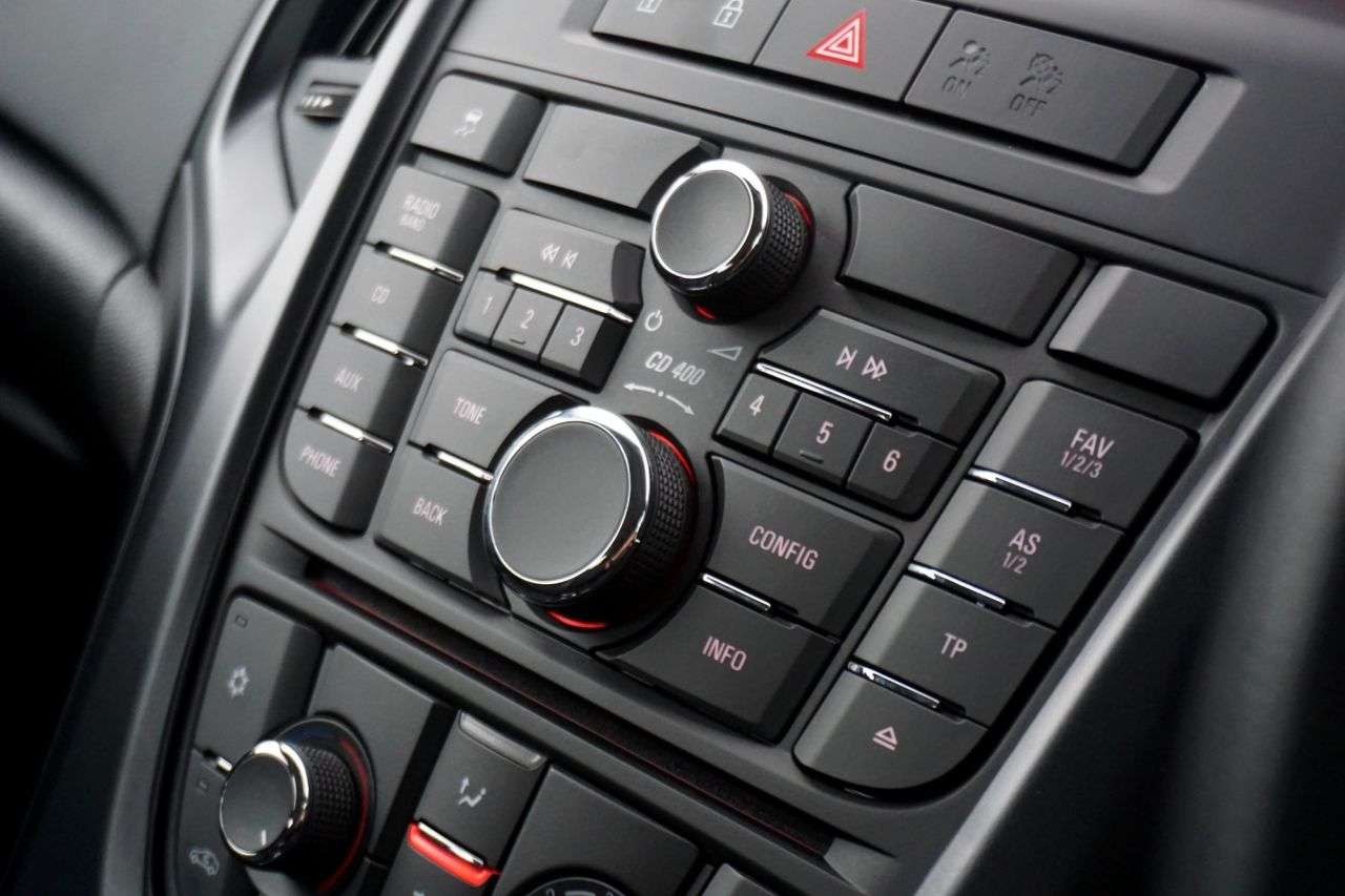 2012 VAUXHALL ASTRA 2012 VAUXHALL ASTRA