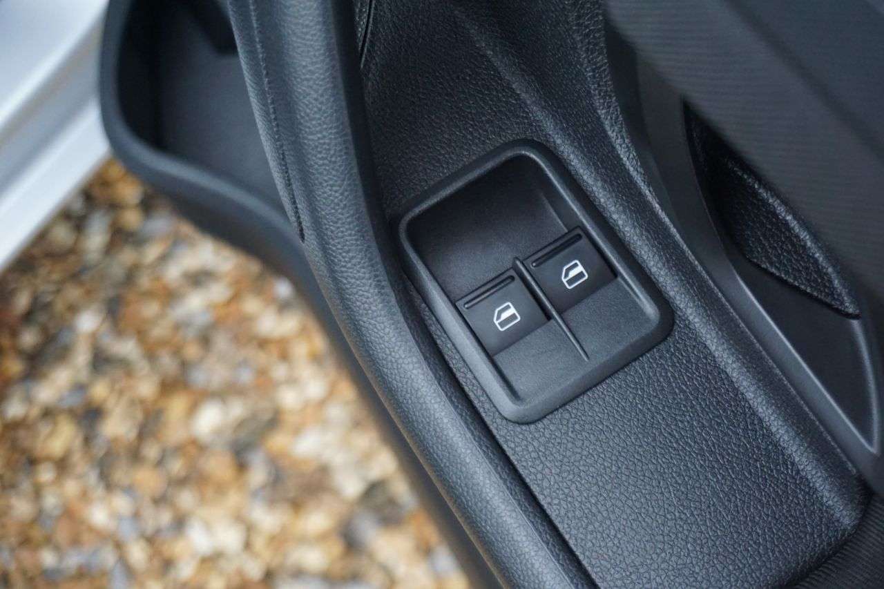 2013 SKODA FABIA 2013 SKODA FABIA