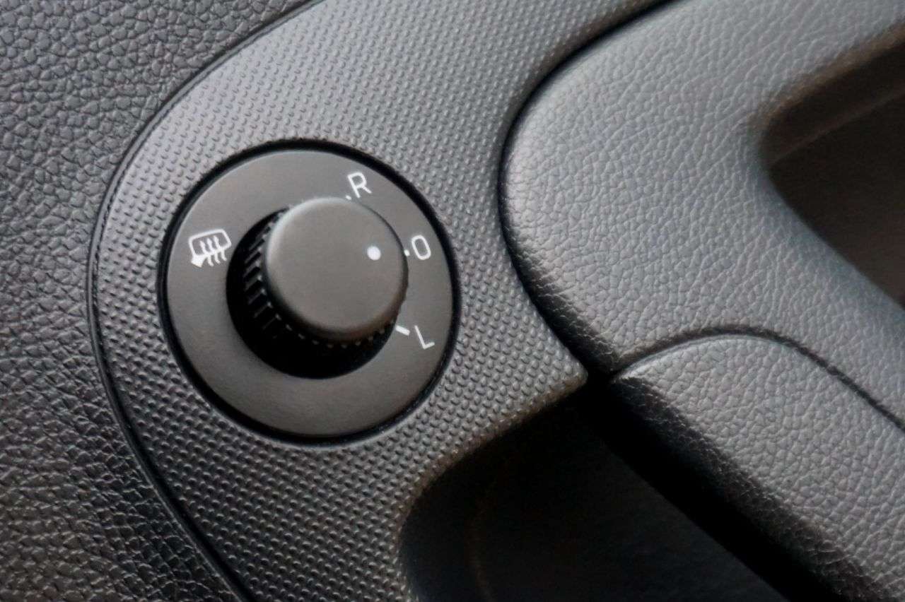 2013 SKODA FABIA 2013 SKODA FABIA