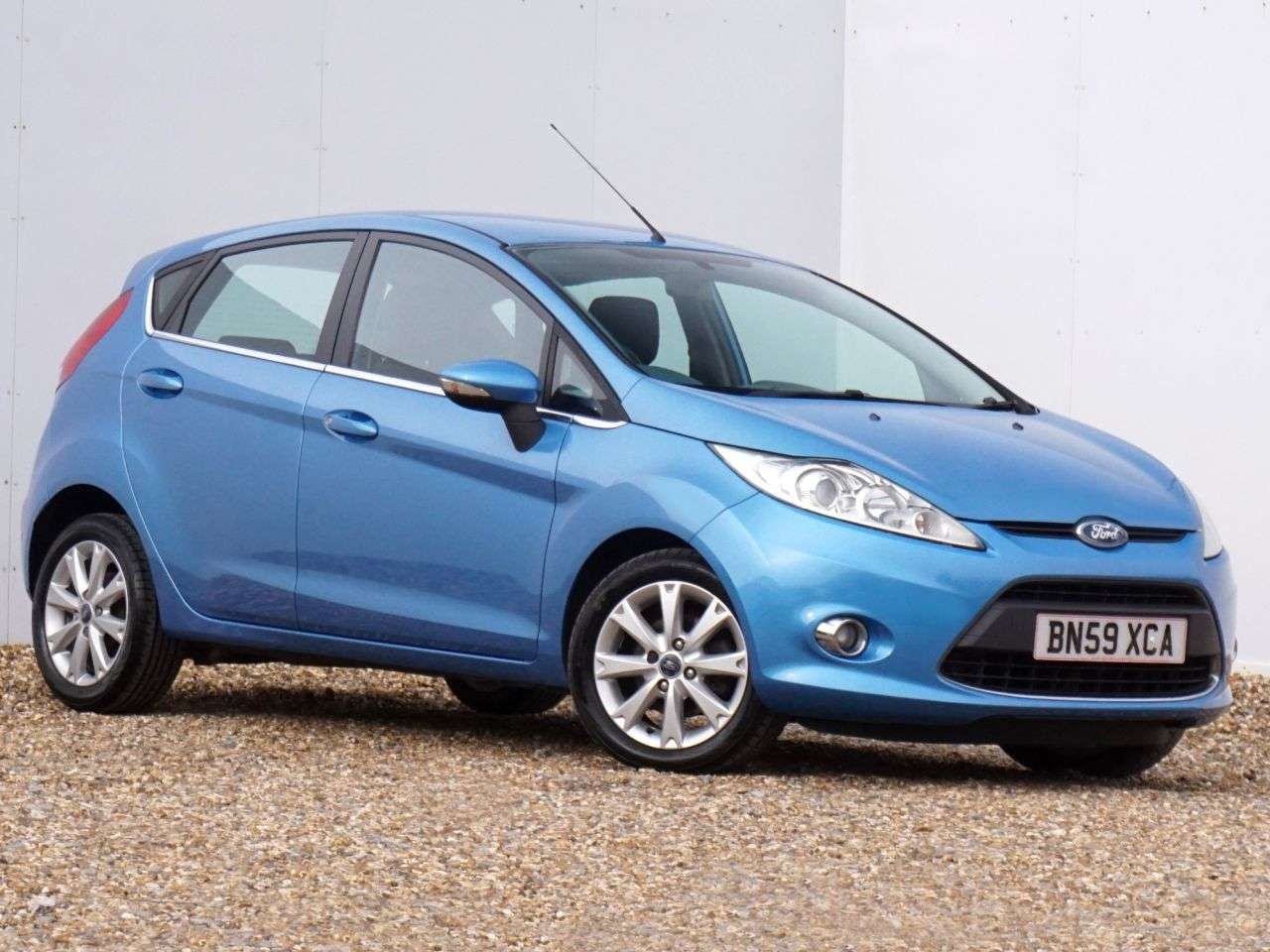 A 2009 FORD FIESTA 1.25 Zetec Hatchback Petrol Manual 5dr - Just 49,525 Miles from New / Bluet A 2009 FORD FIESTA 1.25 Zetec Hatchback Petrol Manual 5dr - Just 49,525 Miles from New / Bluet