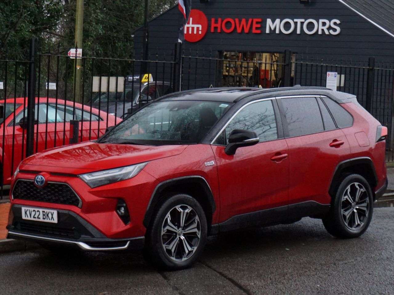A 2022 TOYOTA RAV4 2.5 VVT 18.1kWh Dynamic SUV 5dr Petrol Plug-in Hybrid CVT 4WD Euro 6 (s/s) A 2022 TOYOTA RAV4 2.5 VVT 18.1kWh Dynamic SUV 5dr Petrol Plug-in Hybrid CVT 4WD Euro 6 (s/s)
