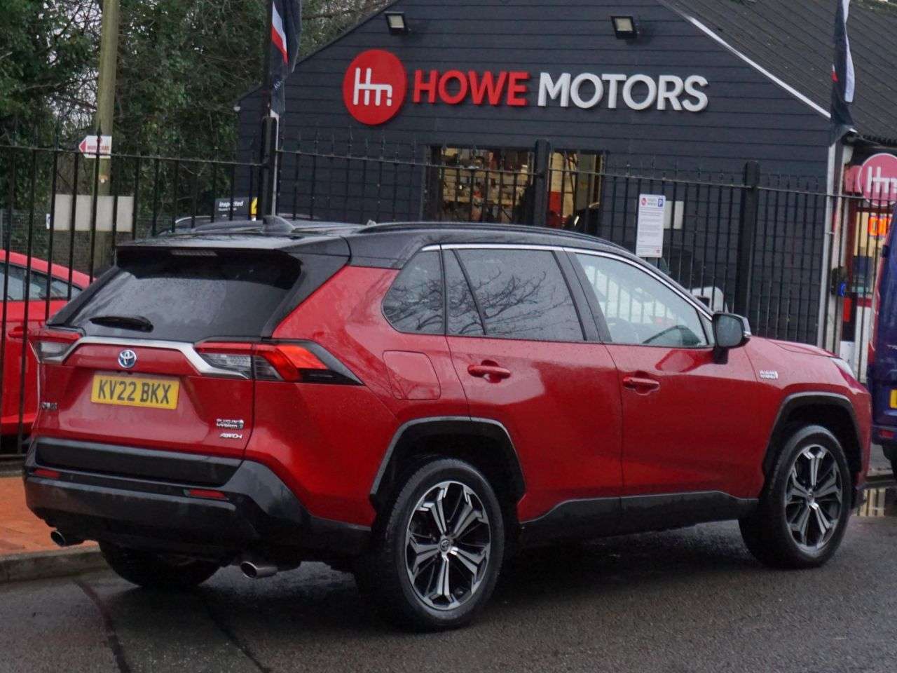 A 2022 TOYOTA RAV4 2.5 VVT 18.1kWh Dynamic SUV 5dr Petrol Plug-in Hybrid CVT 4WD Euro 6 (s/s) A 2022 TOYOTA RAV4 2.5 VVT 18.1kWh Dynamic SUV 5dr Petrol Plug-in Hybrid CVT 4WD Euro 6 (s/s)