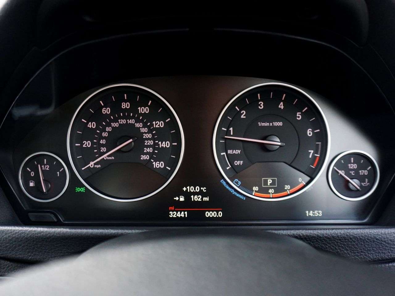 A 2016 BMW 4 SERIES GRAN COUPE 2.0 420i Luxury Hatchback 5dr Petrol Auto Euro 6 (s/s) (184 ps) A 2016 BMW 4 SERIES GRAN COUPE 2.0 420i Luxury Hatchback 5dr Petrol Auto Euro 6 (s/s) (184 ps)