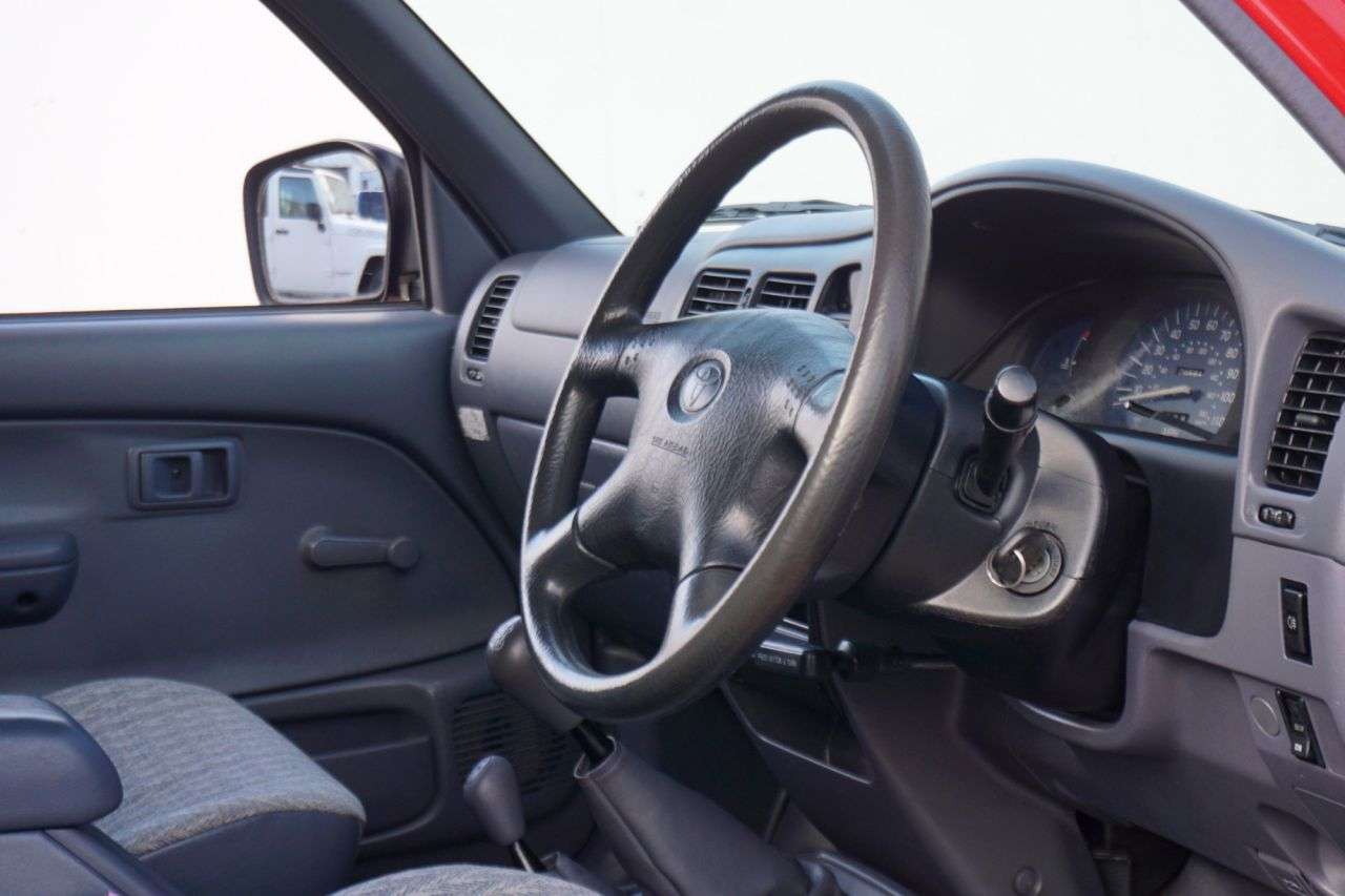 2003 TOYOTA HILUX 2003 TOYOTA HILUX