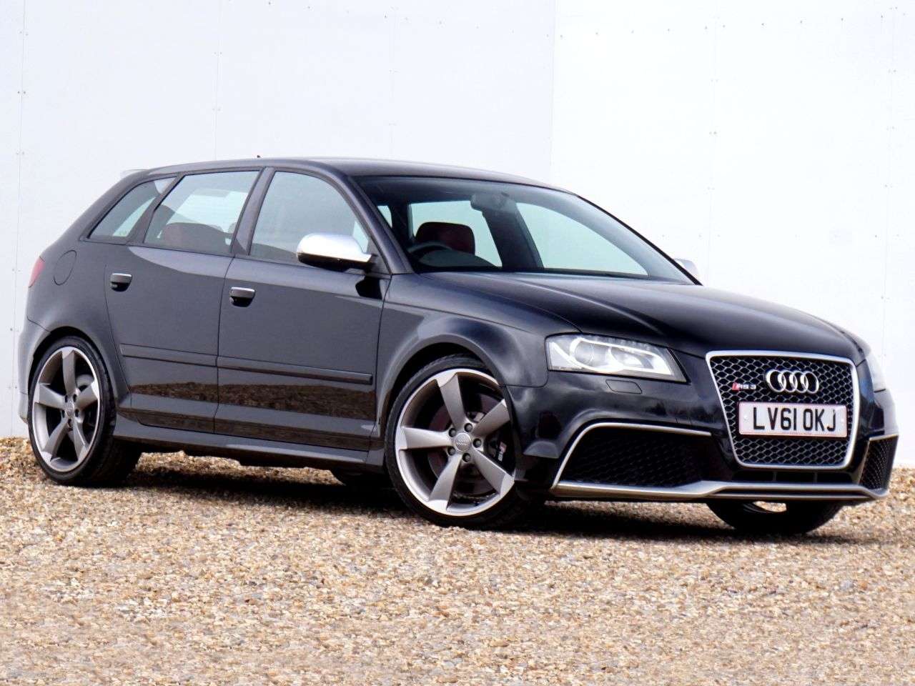 A 2011 AUDI RS3 2.5 TFSI Sportback Petrol S Tronic quattro 5dr - Just 33,425 Miles / 1 Owne A 2011 AUDI RS3 2.5 TFSI Sportback Petrol S Tronic quattro 5dr - Just 33,425 Miles / 1 Owne