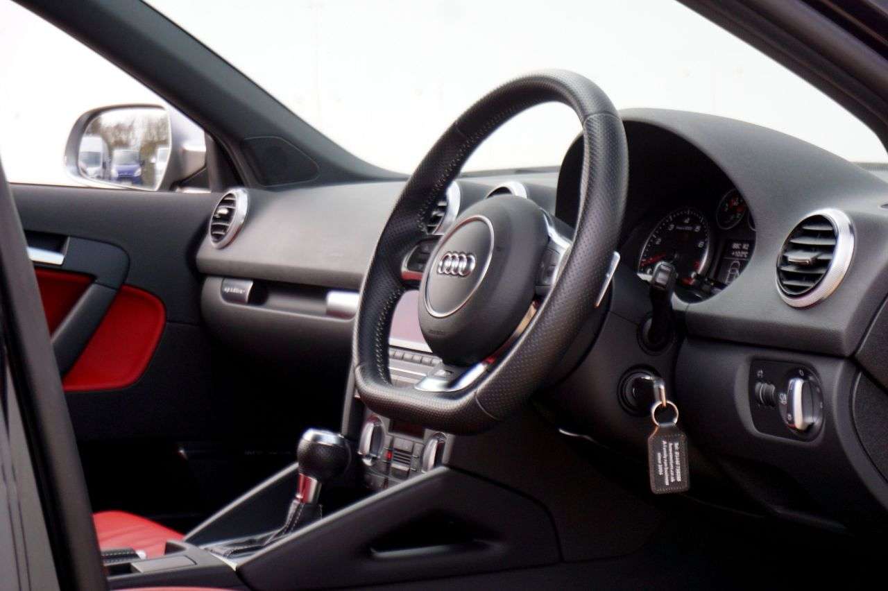 2011 AUDI RS3 2011 AUDI RS3