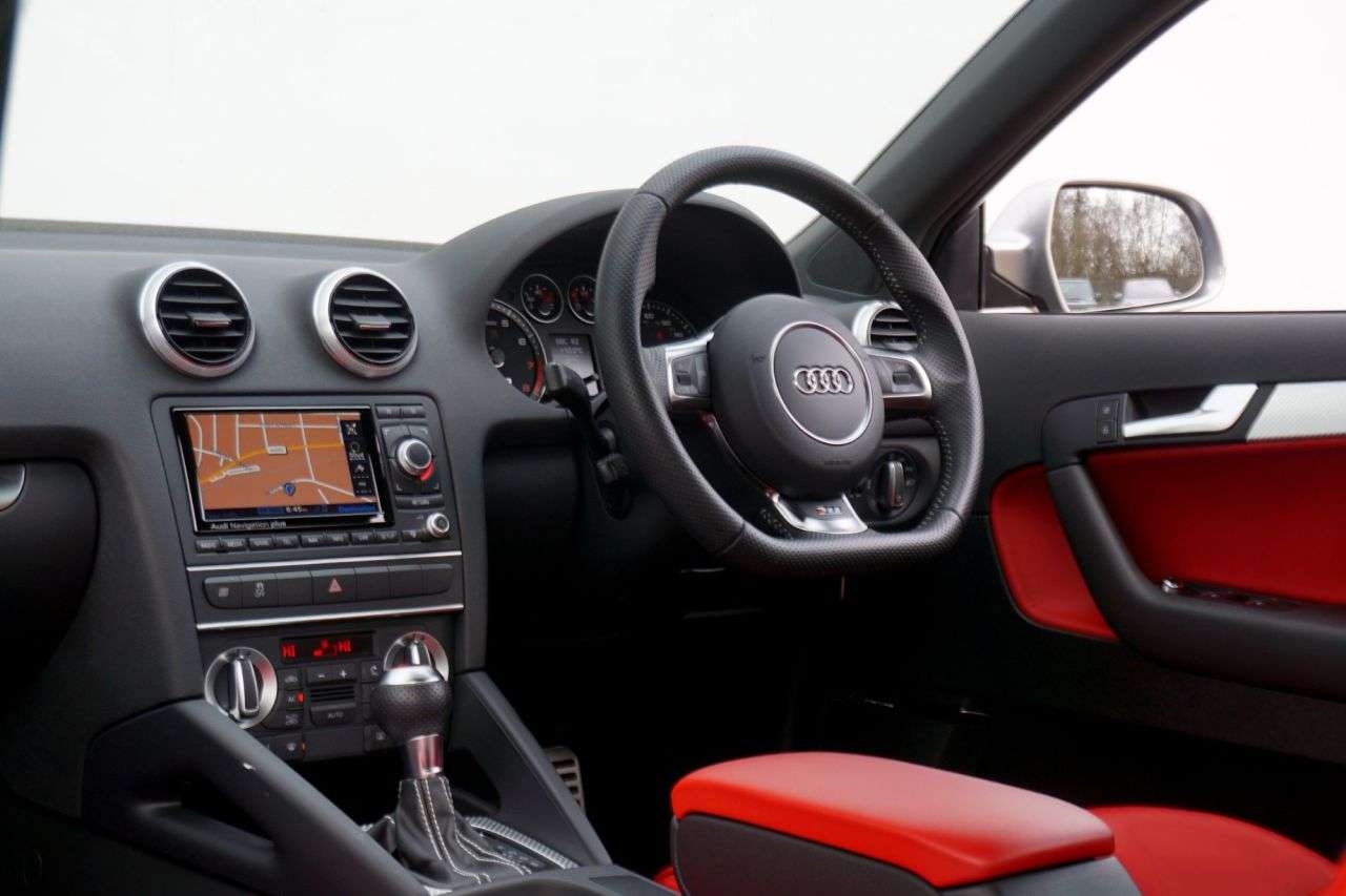 2011 AUDI RS3 2011 AUDI RS3