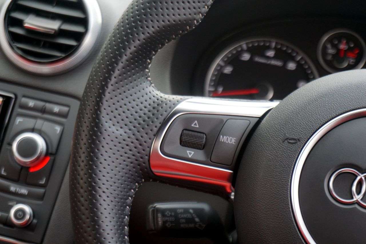 2011 AUDI RS3 2011 AUDI RS3