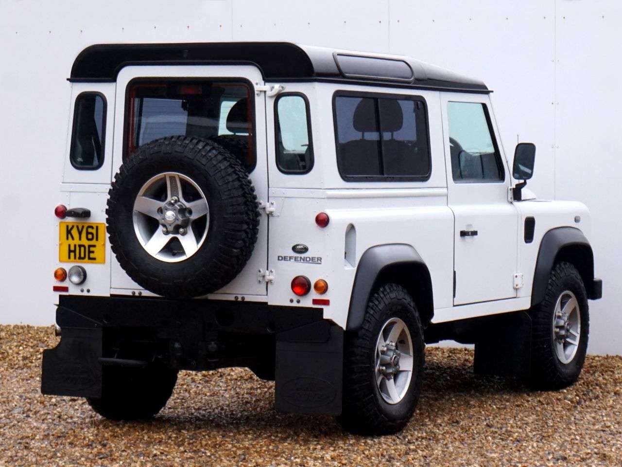 2011 LAND ROVER DEFENDER 2011 LAND ROVER DEFENDER