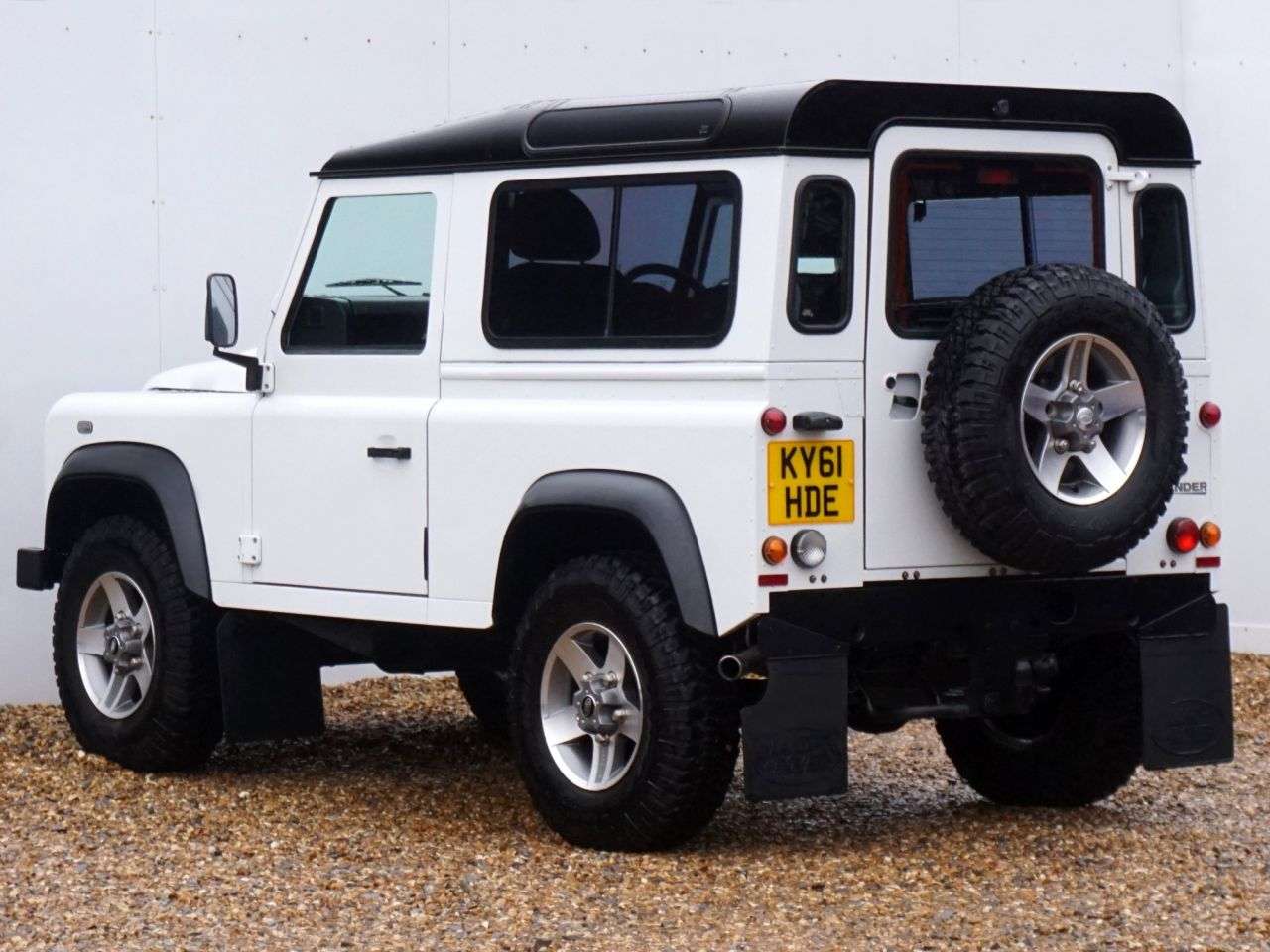 2011 LAND ROVER DEFENDER 2011 LAND ROVER DEFENDER