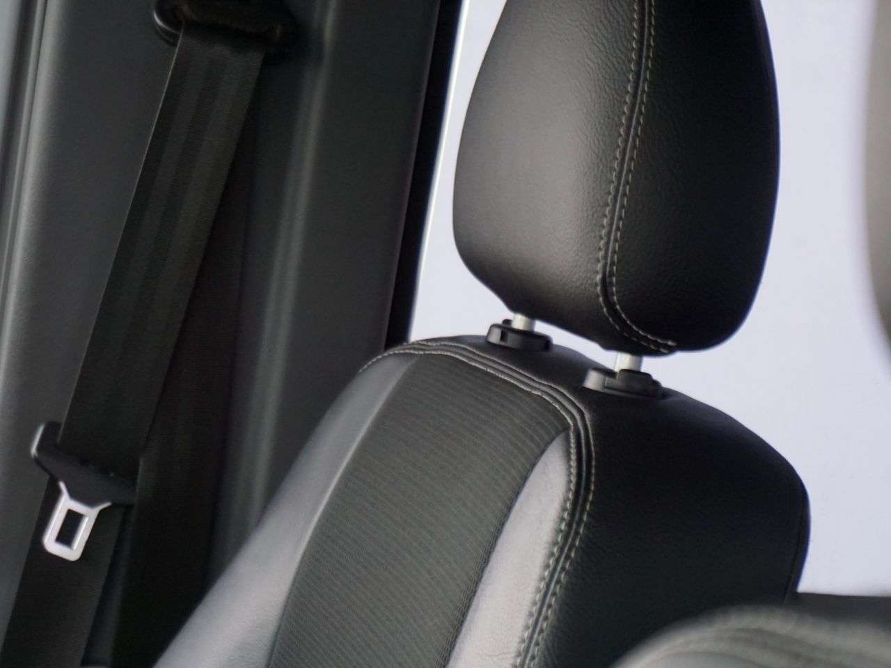 2011 LAND ROVER DEFENDER 2011 LAND ROVER DEFENDER