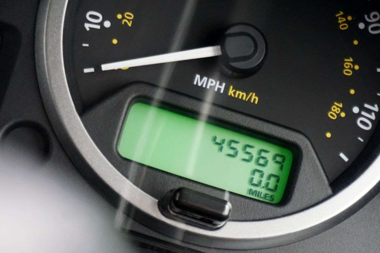 2011 LAND ROVER DEFENDER 2011 LAND ROVER DEFENDER