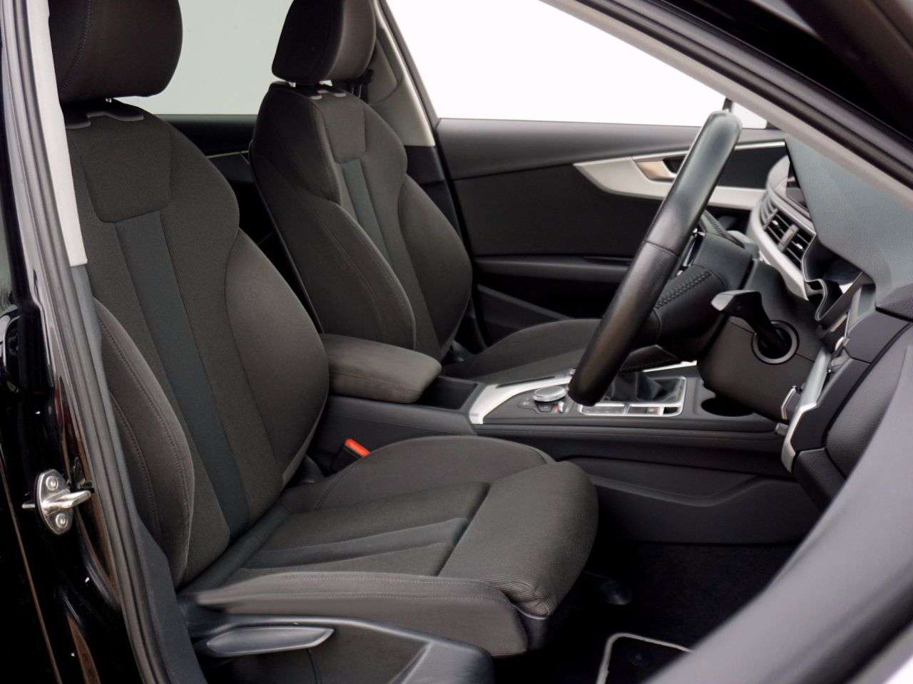 2016 AUDI A4 2016 AUDI A4