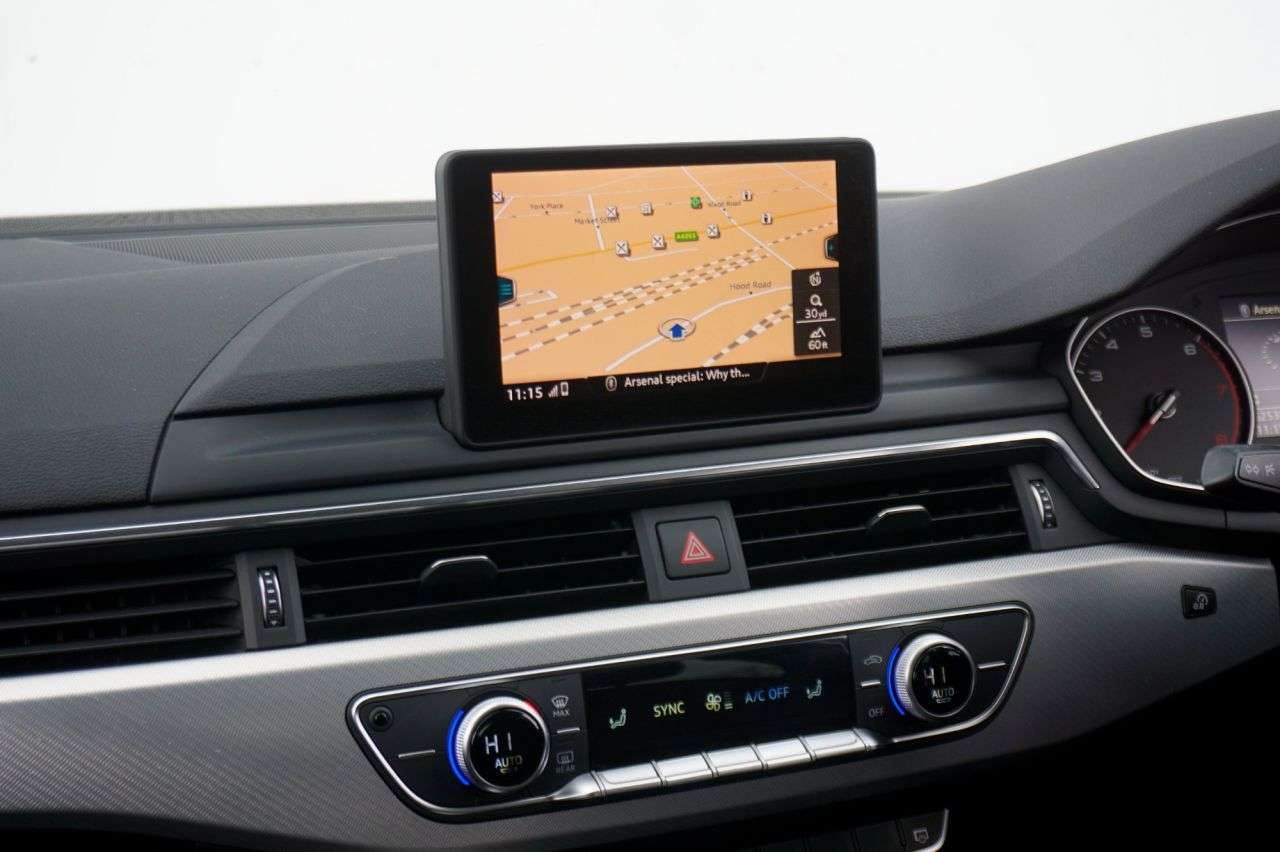 2016 AUDI A4 2016 AUDI A4