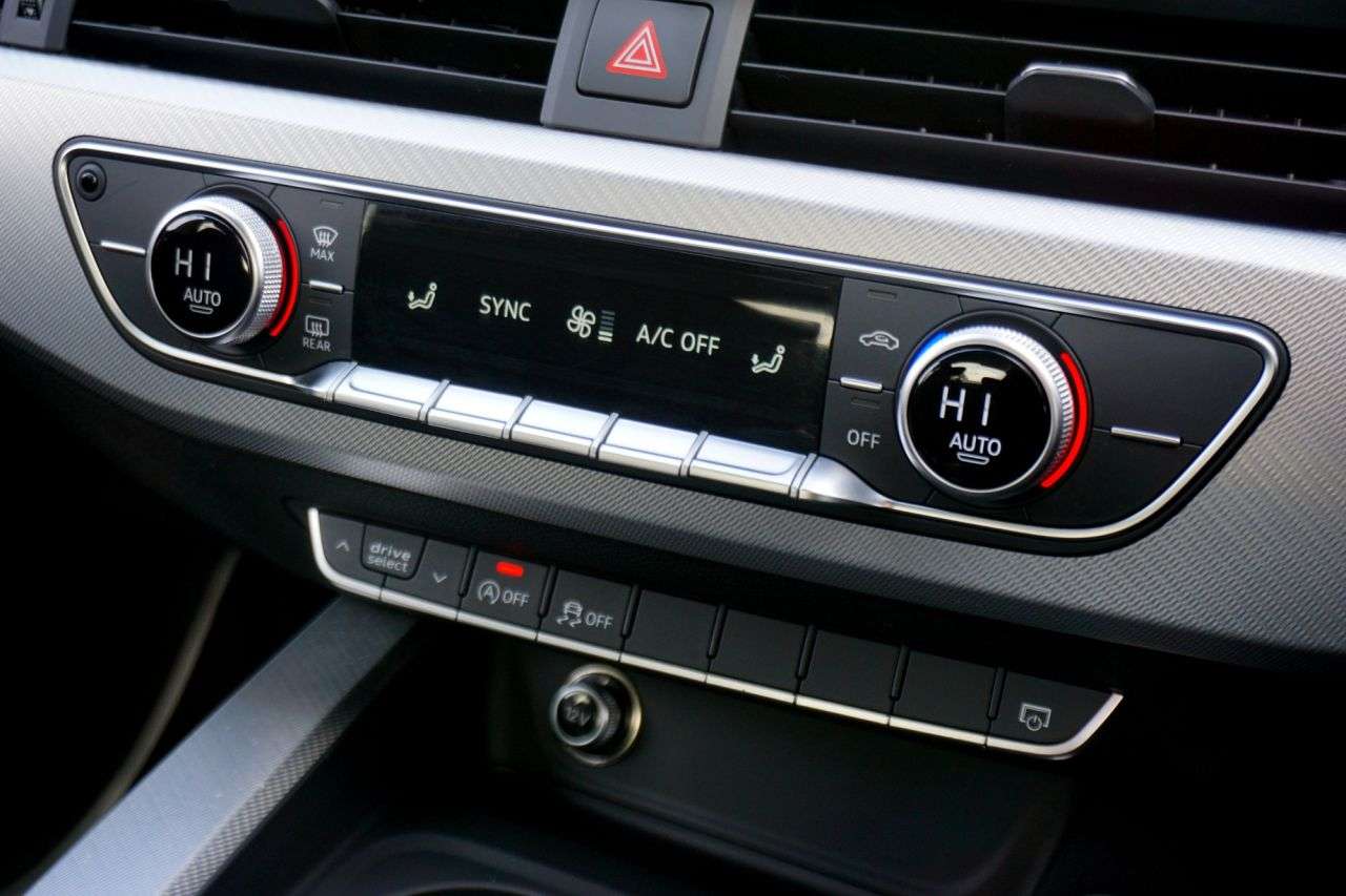 2016 AUDI A4 2016 AUDI A4