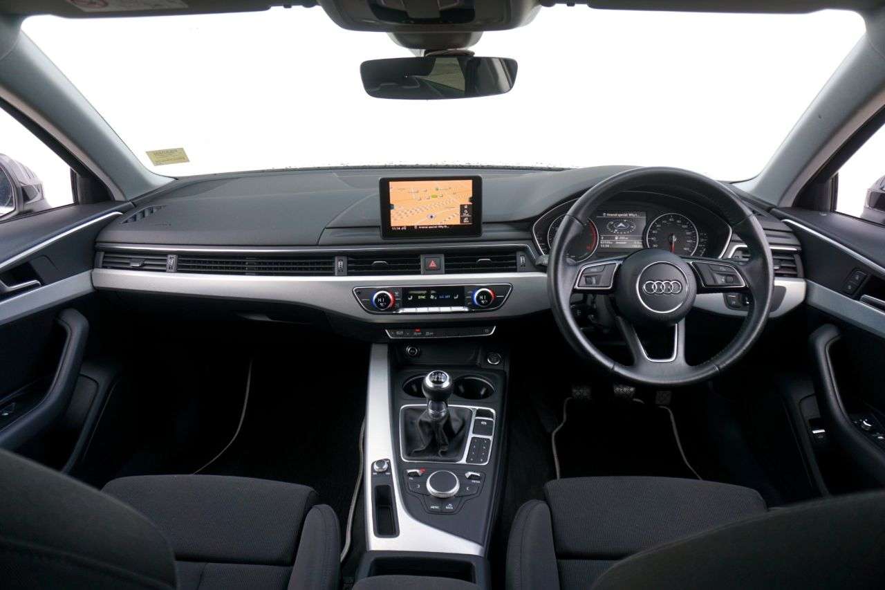 2016 AUDI A4 2016 AUDI A4