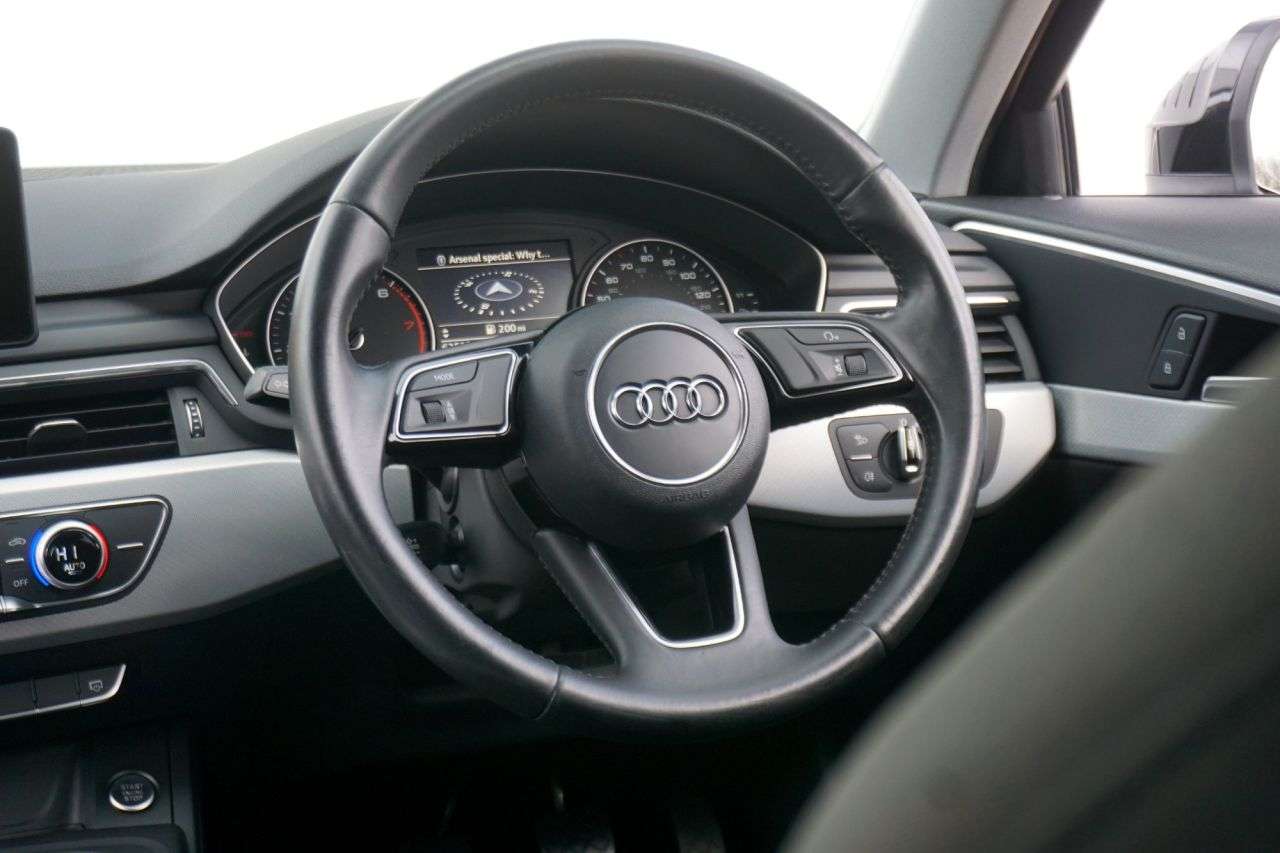 2016 AUDI A4 2016 AUDI A4