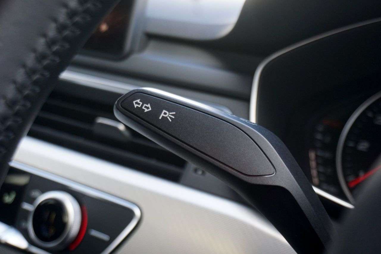 2016 AUDI A4 2016 AUDI A4