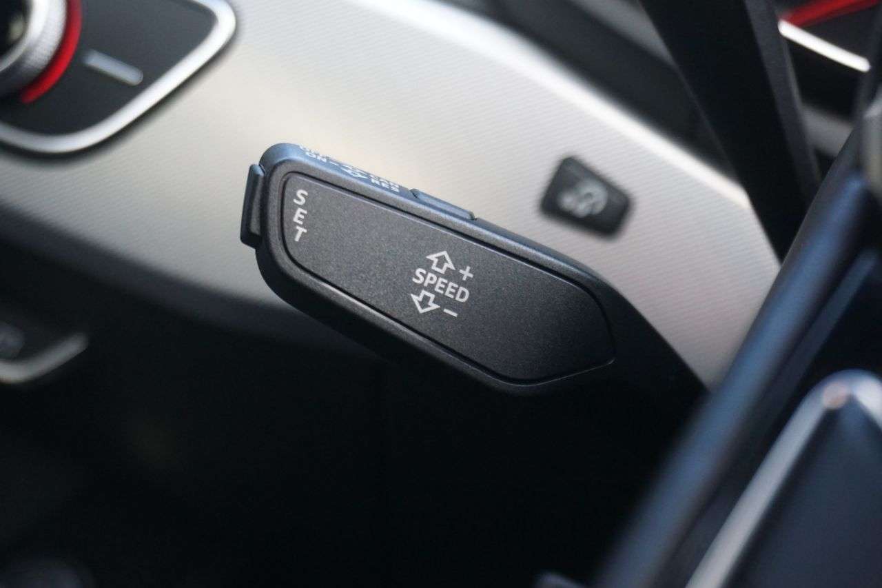 2016 AUDI A4 2016 AUDI A4