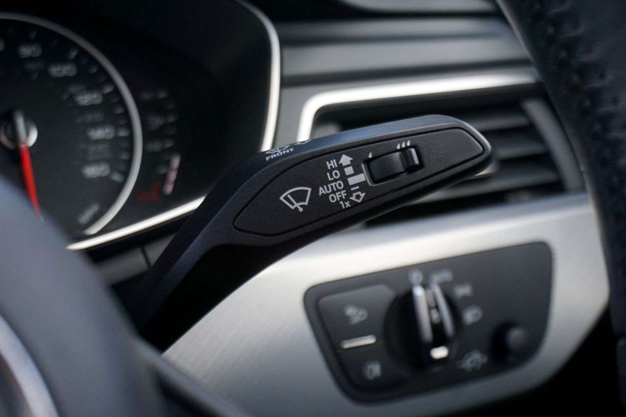 2016 AUDI A4 2016 AUDI A4