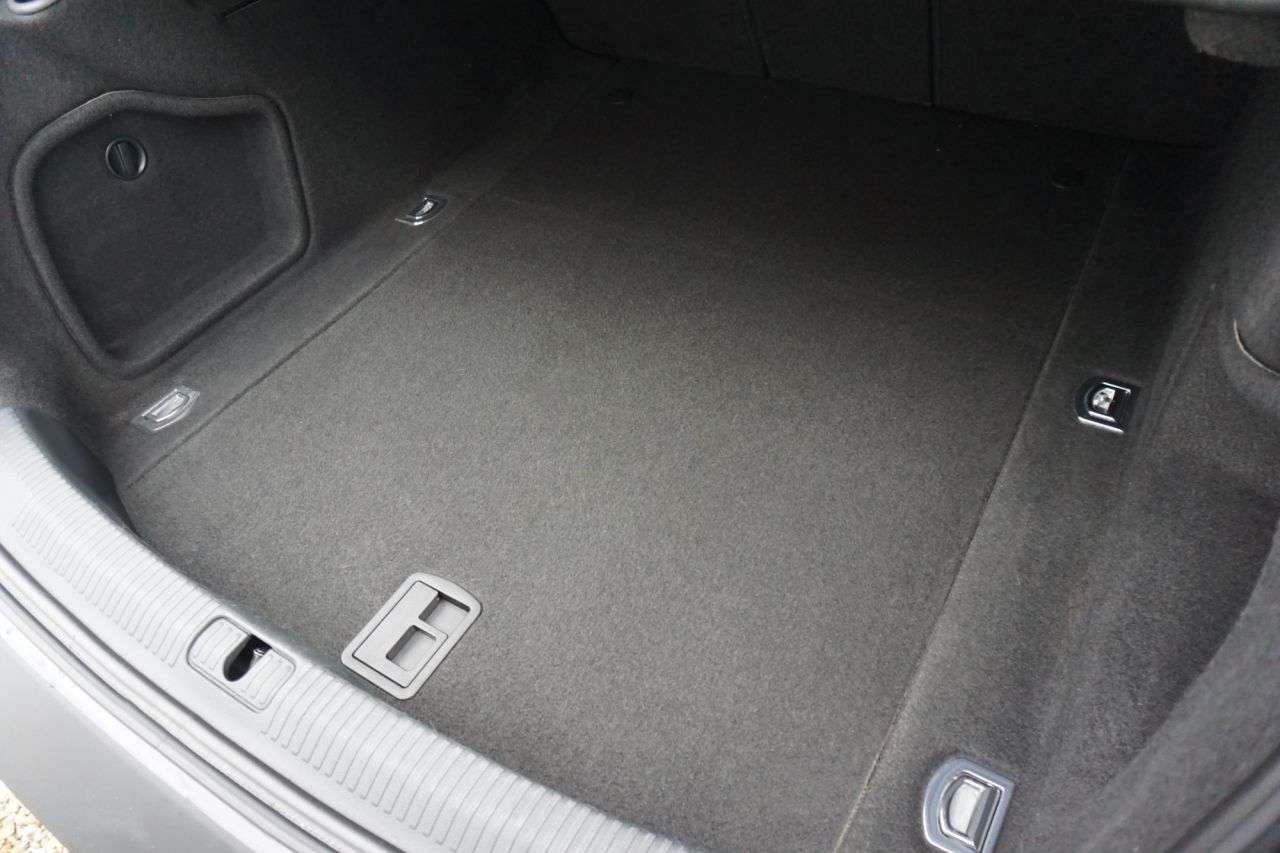 2016 AUDI A4 2016 AUDI A4